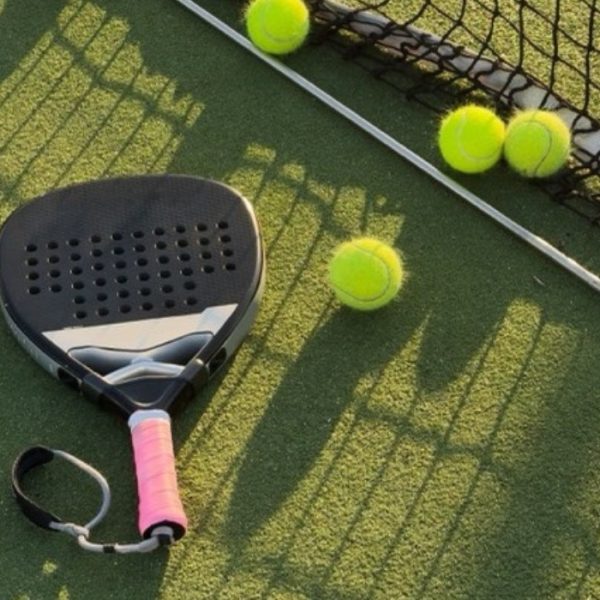 Zonder titel (2500 x 700 px) Zonder titel (2500 x 700 px)